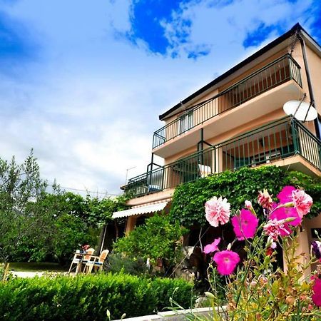 Apartments Franic Ploce  Extérieur photo
